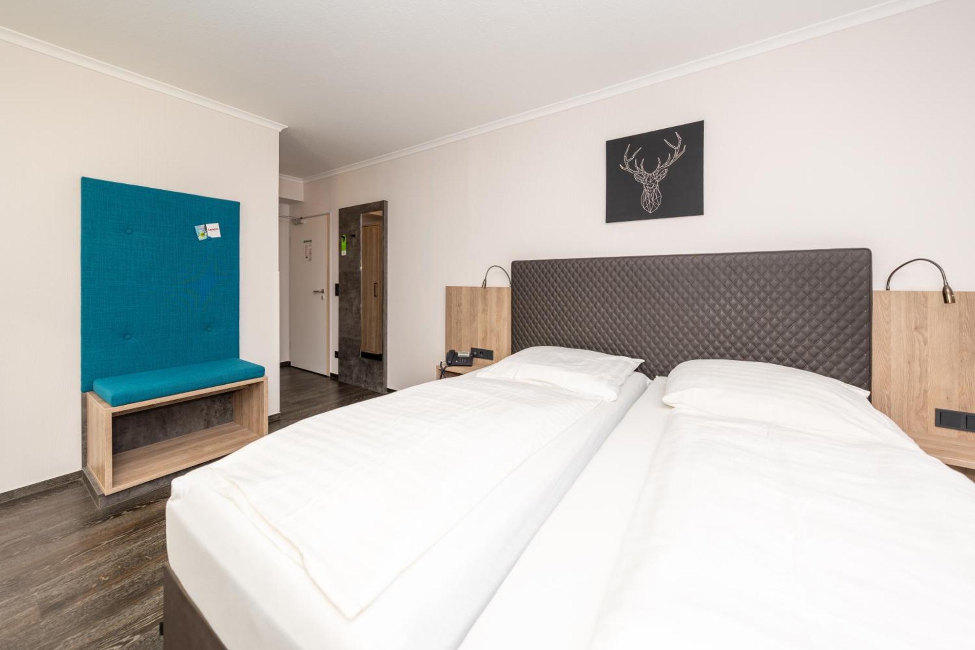 Tespo Hotel Und Sportpark คาร์สท์ ภายนอก รูปภาพ